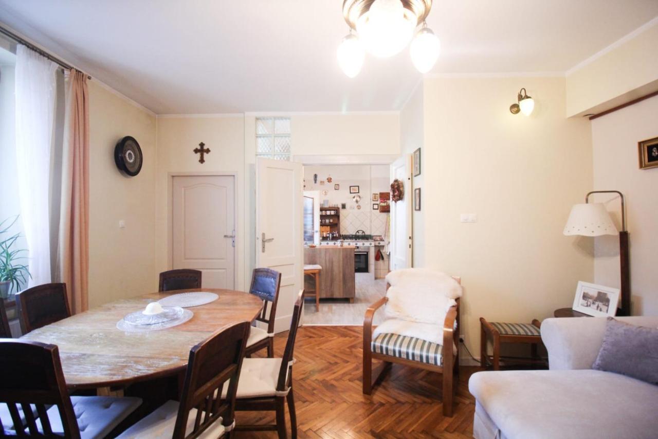 Kordeckiego 6 Apartments Krakow Luaran gambar