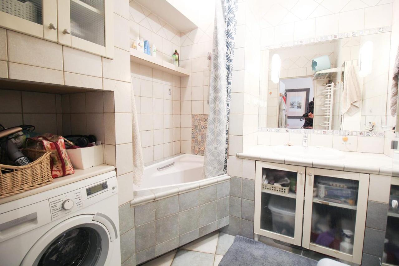 Kordeckiego 6 Apartments Krakow Luaran gambar